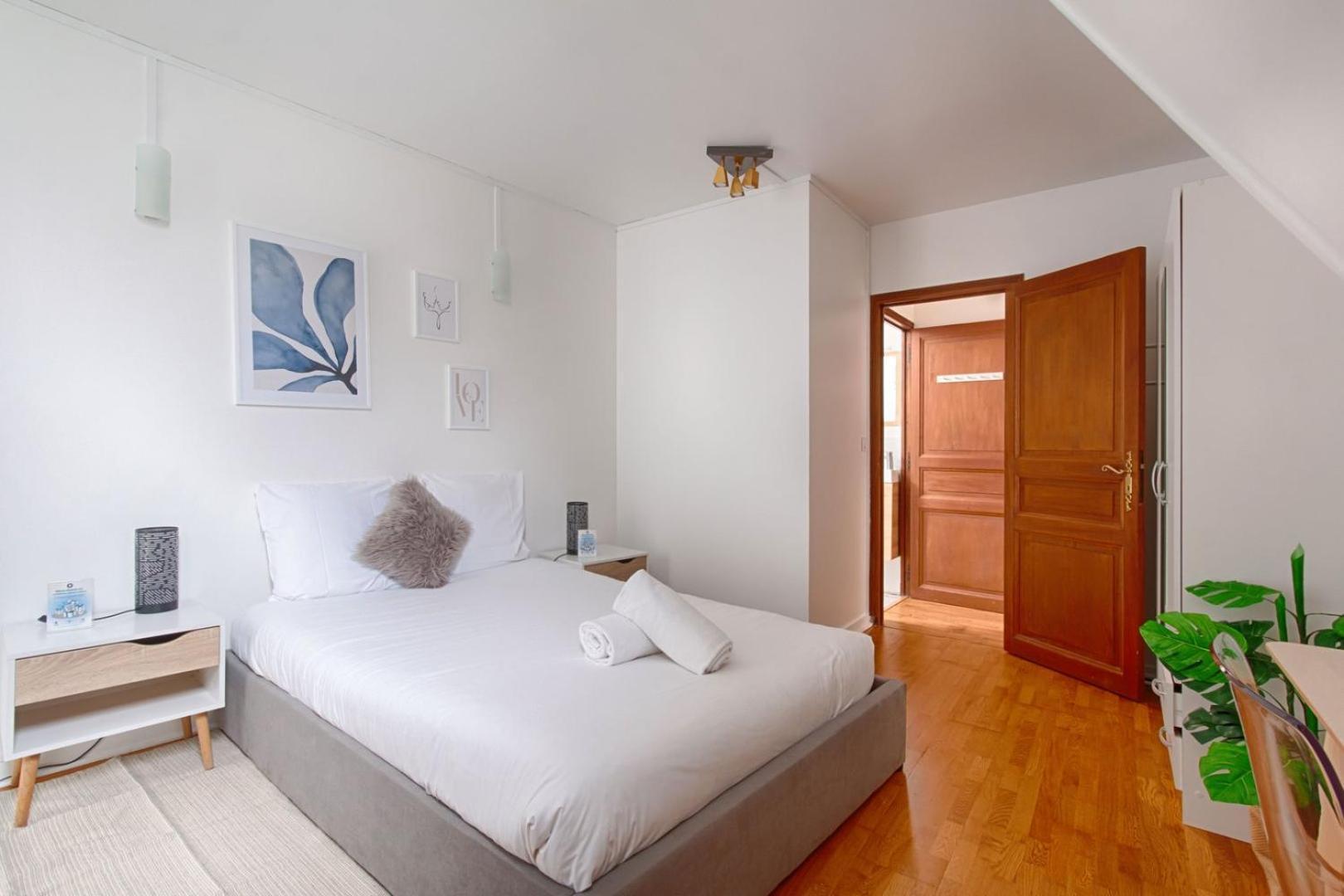 Appartement Near To Saint Lazare - 6P ปารีส ภายนอก รูปภาพ